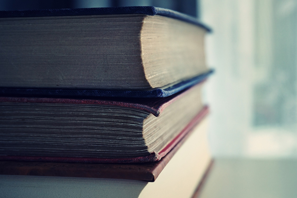 Livros empilhados