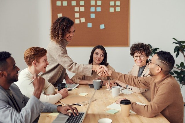 Como Investir Em Um Negócio E Virar Empreendedor Digital